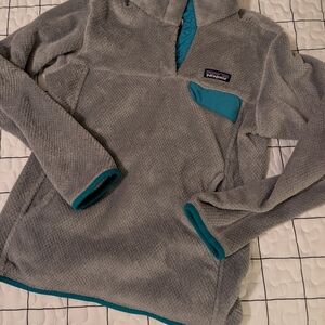 Patagonia Women's Gray and Teal Cowl Sweater